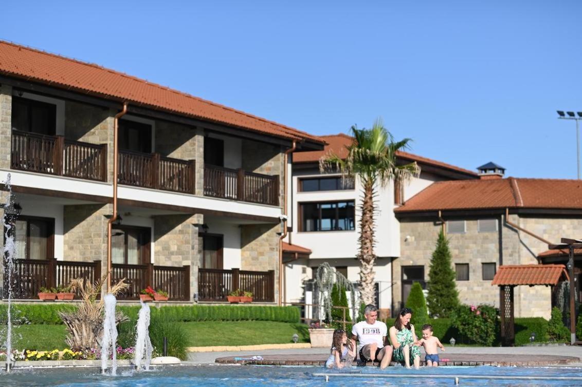 Boutique Complex Trakiets Hotel Zhitnitsa ภายนอก รูปภาพ